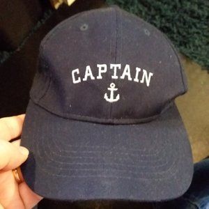 Captain Cap adjustable back Great Condition